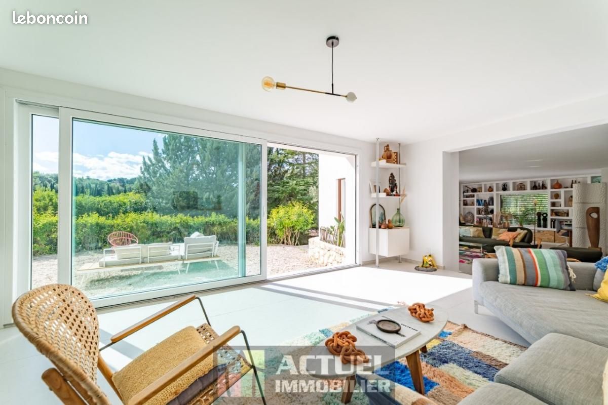 Maison 5 pièces 180 m² · à Castelnau-le-Lez · 180 m² · 3 250 €/mois