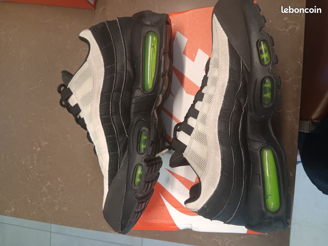 Air Max 95 Essential 'Antifreeze' AT9865 004 Chaussures