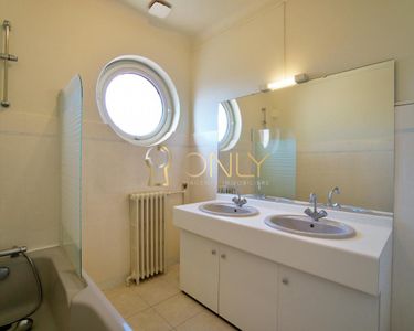 Maison 405 000 € - 165 m²