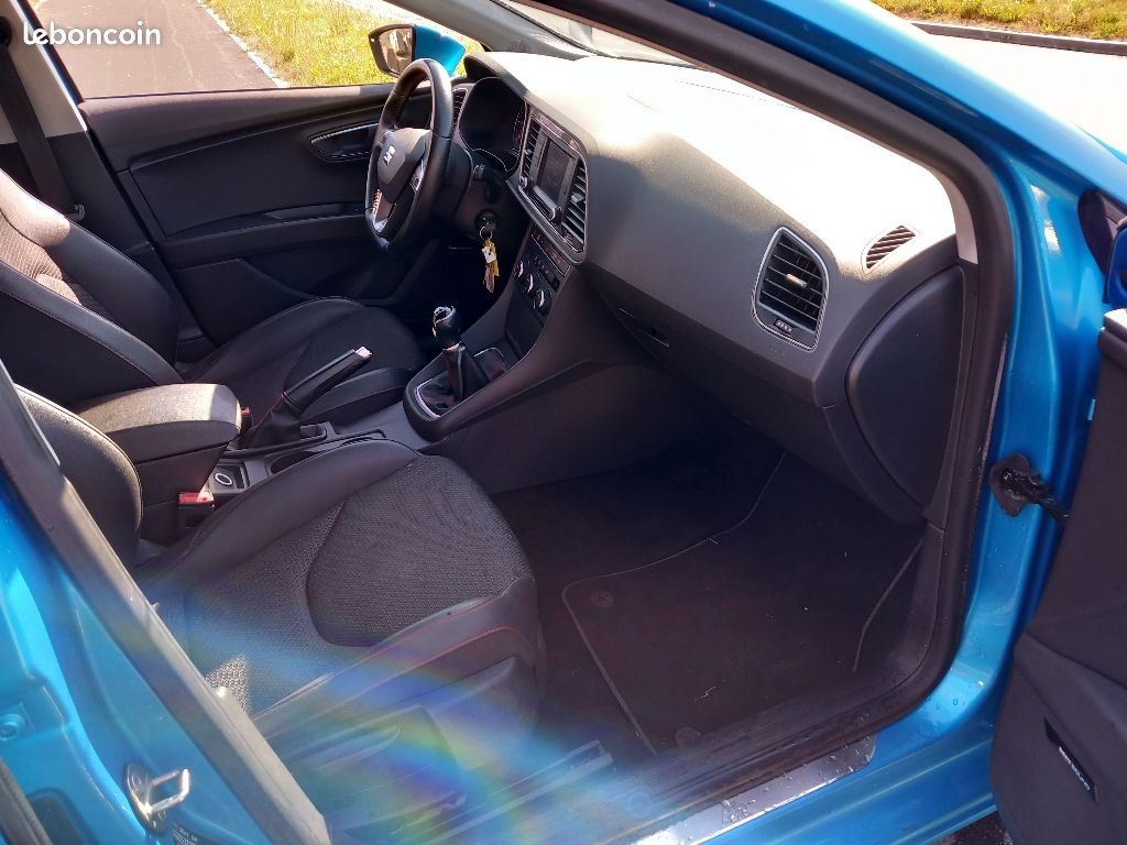 Seat Leon ST FR 2.0 TDI 150 Style Business (image 6)