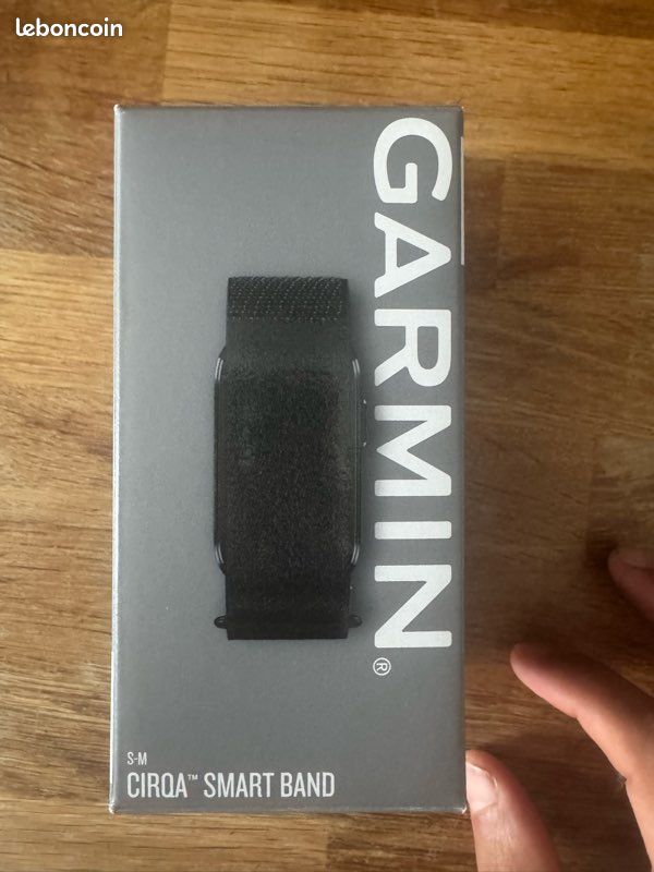 Garmin CIRQA Smart band (image 1)