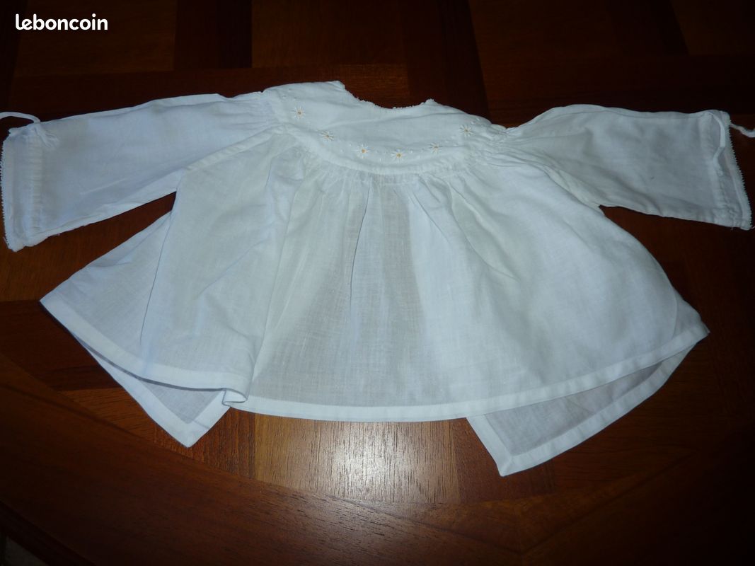 Brassière Bébé Ancienne En Coton Brodée - Taille 3 Mois - Manches Longues - Occasion Très Bon état