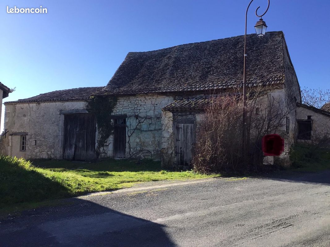 Maison 2 pièces 110 m² · à Monmadalès · 110 m² · 48 000 €