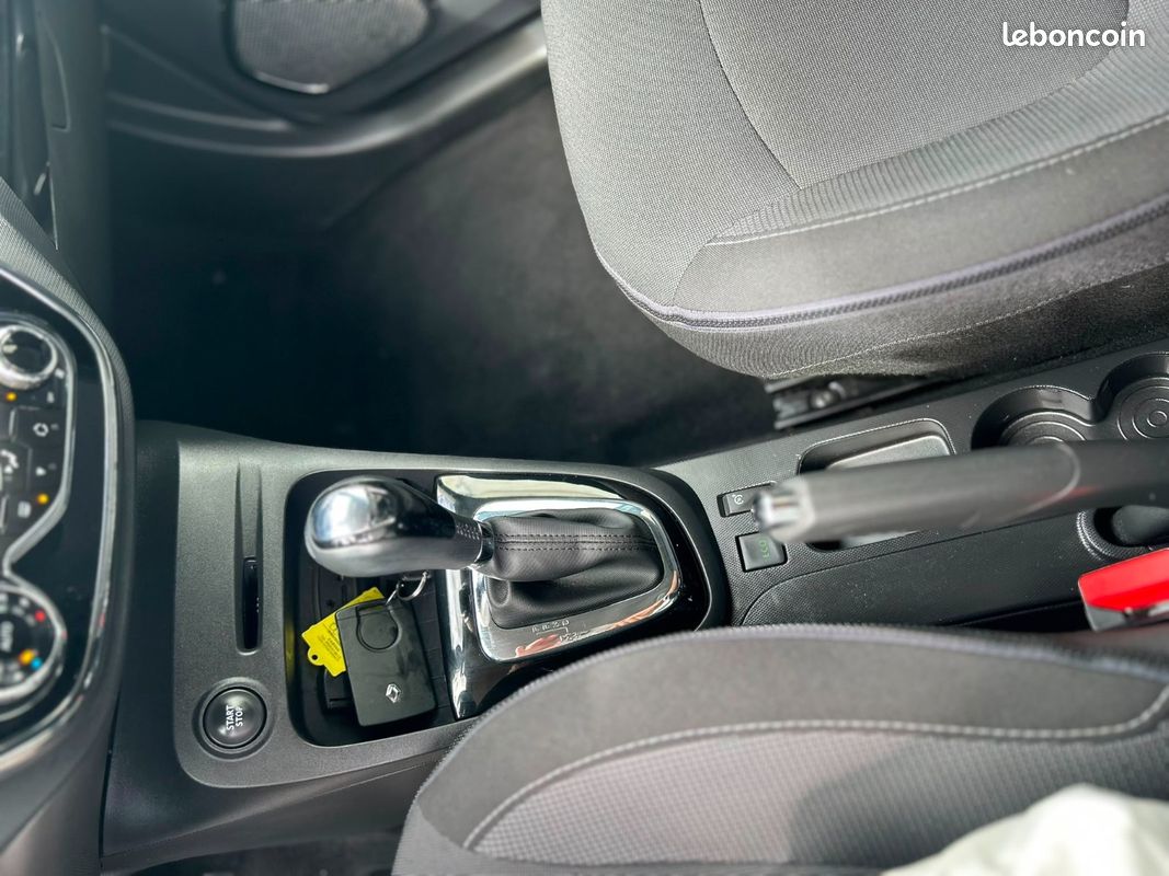 Renault CAPTUR Intens (image 23)