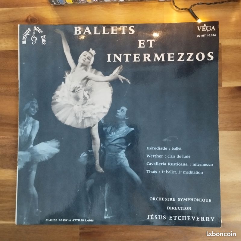 Vinyle – BALLETS ET INTERMEZZOS – Direction Jésus Etcheverry – VEGA (image 1)