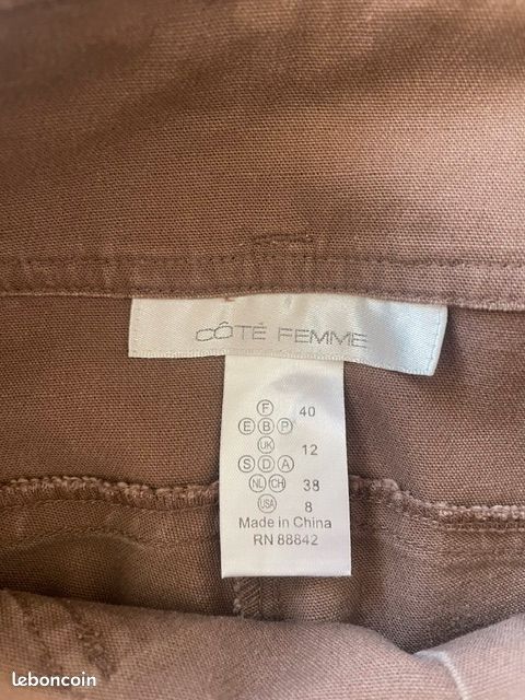 40 Côté Femme pantalon 7/8 marron Y2K (image 3)
