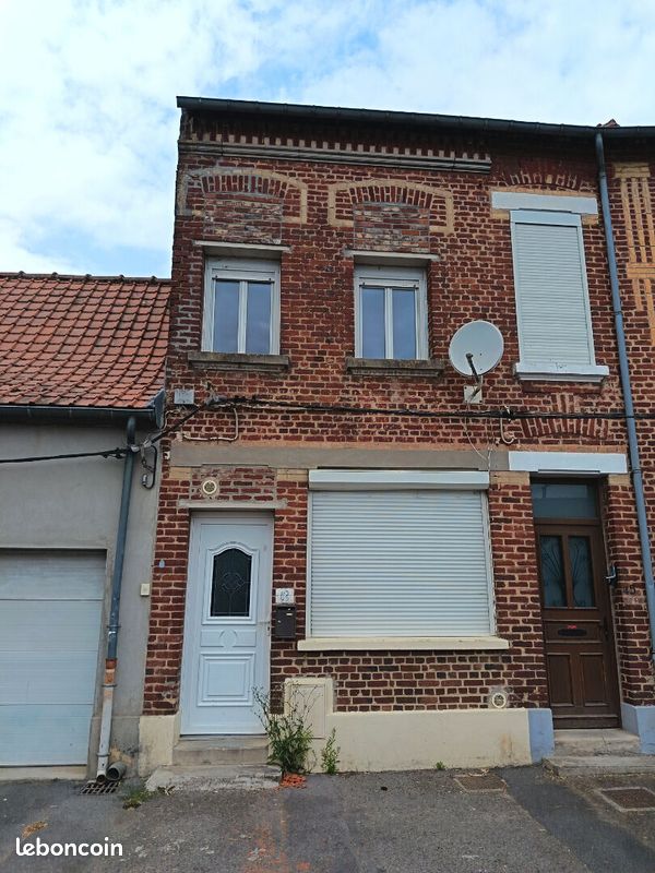 Maison 5 pièces 73 m² · à Bohain-en-Vermandois · 73 m² · 64 000 €