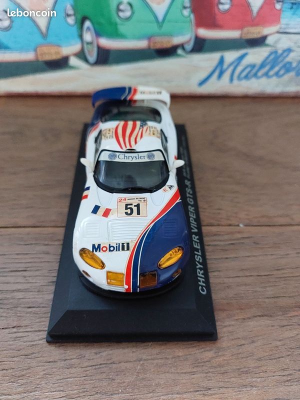 Miniature Chrysler Viper GTS-R N°68 Le Mans 2003 - Minichamps 1/43 - Zamak