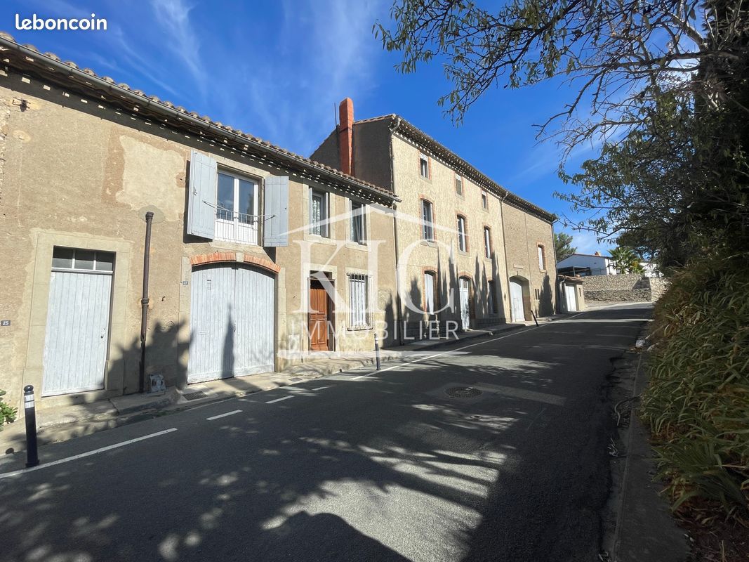 Maison 8 pièces 243 m² · à Carcassonne · 243 m² · 215 000 €
