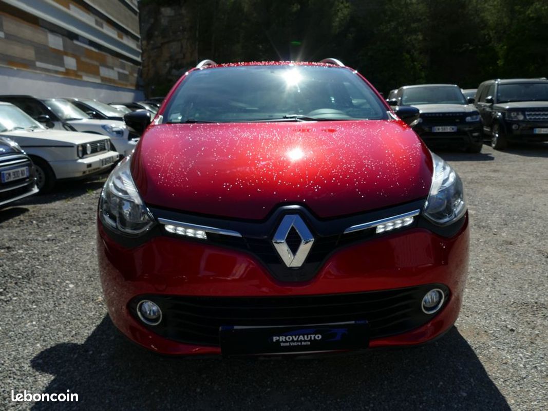 RENAULT CLIO IV ESTATE 1.2 TCE 120 Ch LIMITED EDC 35990KM (image 10)