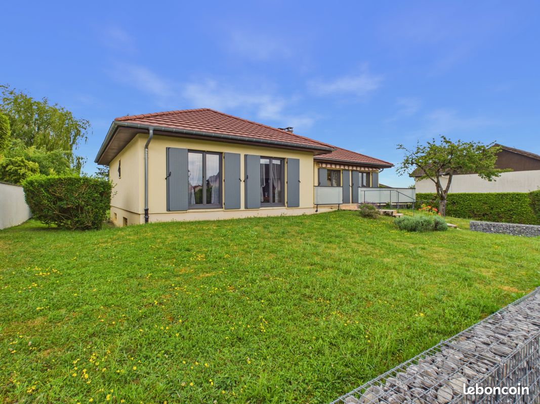 Maison 6 pièces 140 m² · à Laquenexy · 140 m² · 440 000 €