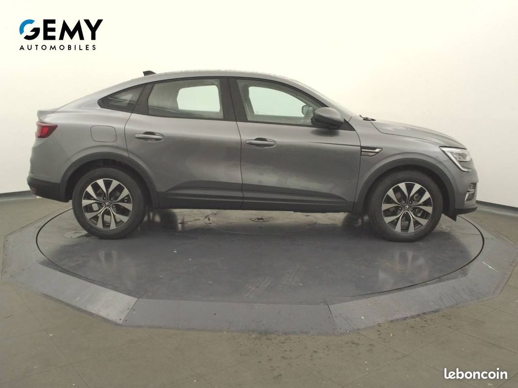 RENAULT Arkana E-Tech hybride 145 - 22 Equilibre (image 3)