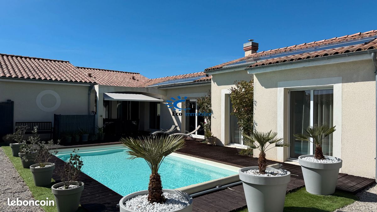 Maison 6 pièces 169 m² · à Saint-Rogatien · 169 m² · 649 000 €
