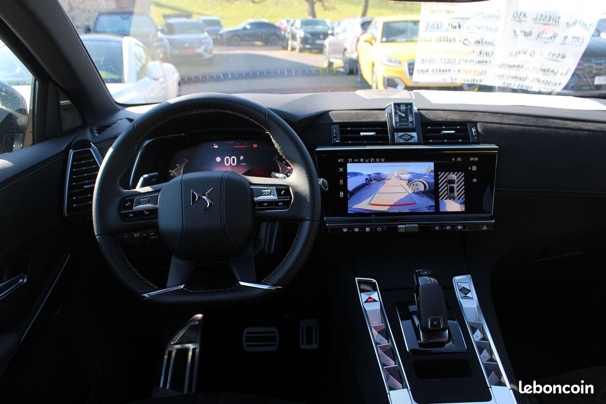 Ds DS 7 CROSSBACK II PALLAS DIESEL 130 EAT8 BOITE AUTO CAMÉRA 180 JANTES 19 GRAND GPS 3D FULL LEDS (image 13)
