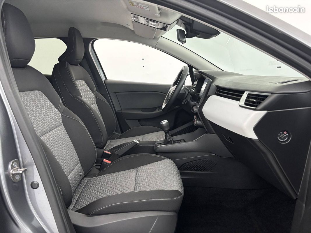 RENAULT Clio SCe 65 Evolution (image 14)
