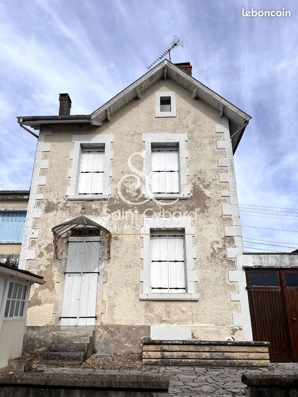 Maison 3 pièces 100 m² · à Angoulême · 100 m² · 87 200 €
