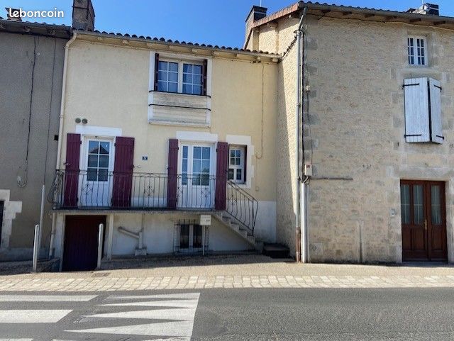 Maison 3 pièces 60 m² · à Saint-Maurice-la-Clouère · 60 m² · 480 €