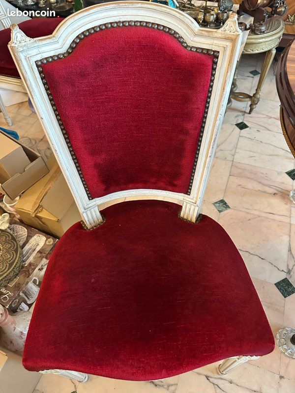 Fauteuil Velours Rouge Vintage Style Louis XVI – Très Confortable – Ressorts