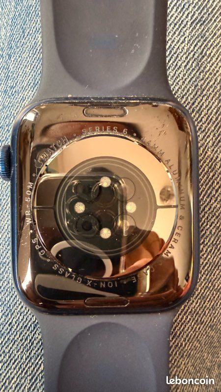 Apple Watch série 44mm Montres Bijoux