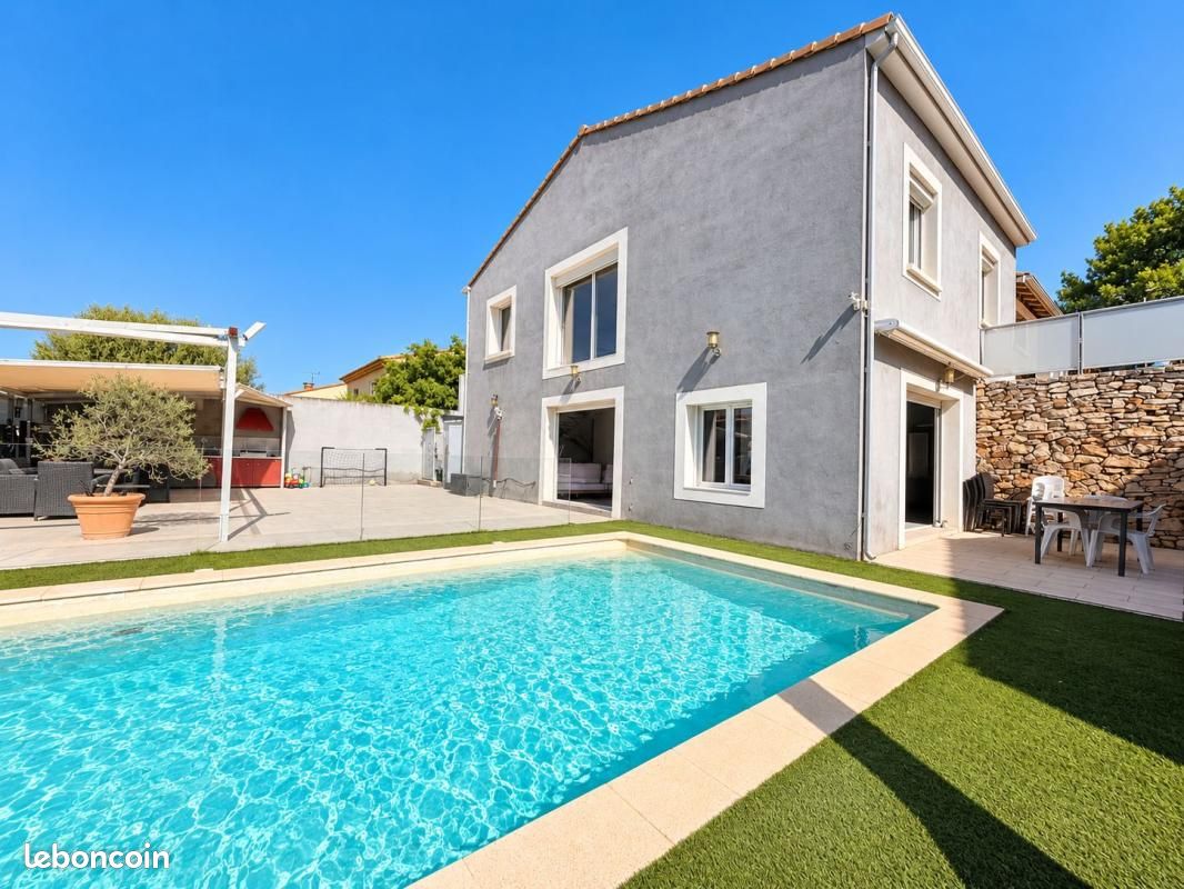 Maison 6 pièces 203 m² · à Castries · 203 m² · 649 000 €