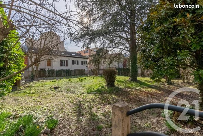 Maison 6 pièces 112 m² — 8