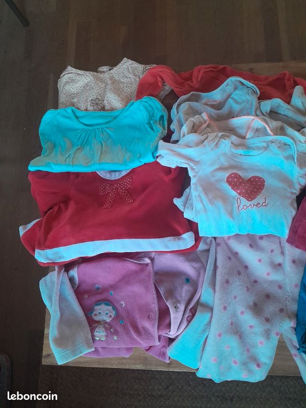 Lot de vêtements fille 24 mois (image 2)