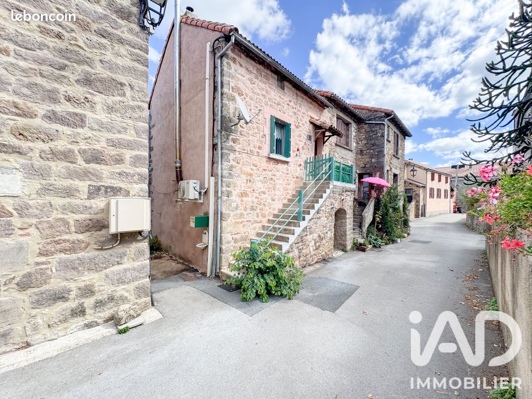 Maison 2 pièces 50 m² · à Saint-Victor-Et-Melvieu · 50 m² · 54 000 €