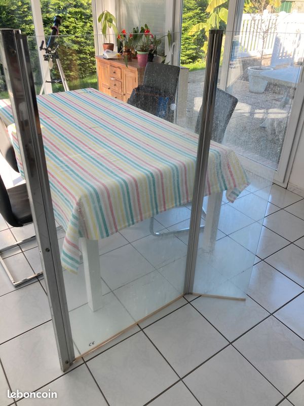 Paroi de douche (image 1)