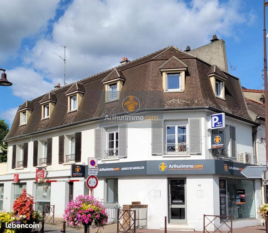 Local commercial 5 pièces 95 m² · à Villiers-le-Bel · 95 m² · 273 500 €