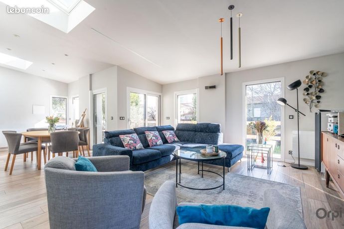 Maison 6 pièces 165 m²