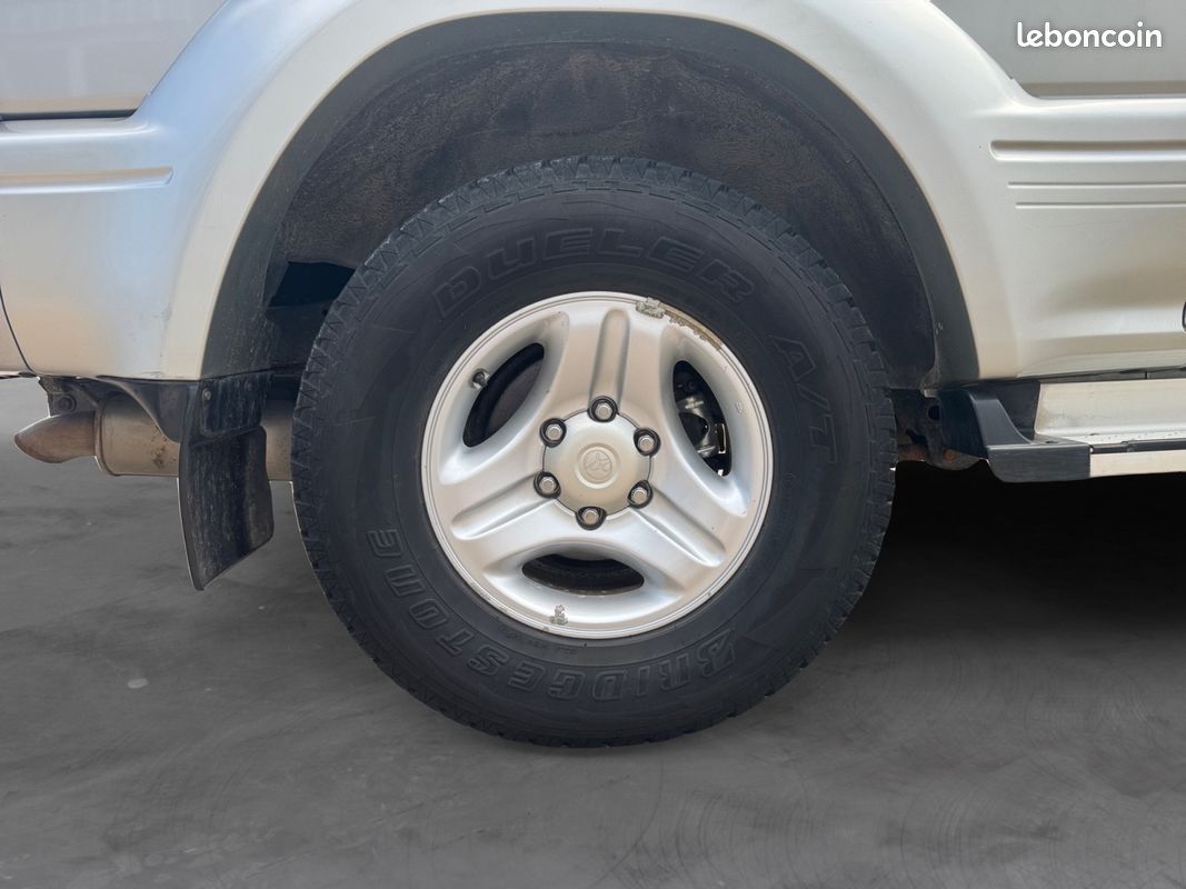 TOYOTA LAND CRUISER SERIE 90 3.0 TD 4D KDJ90 VX Deuxième mains Garantie (image 21)