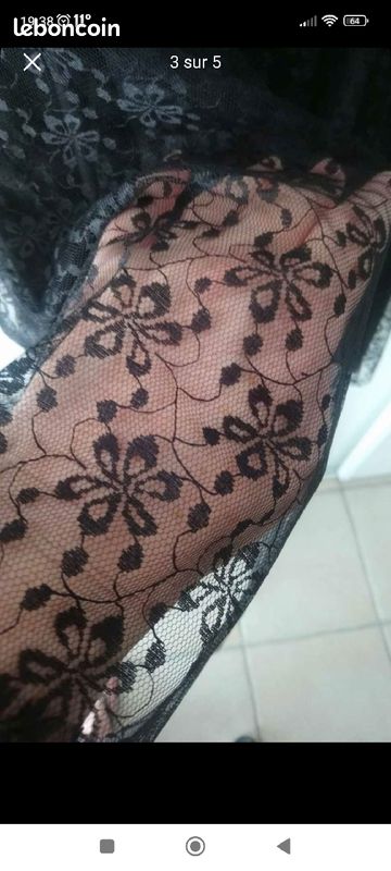 Robe en dentelle (image 2)