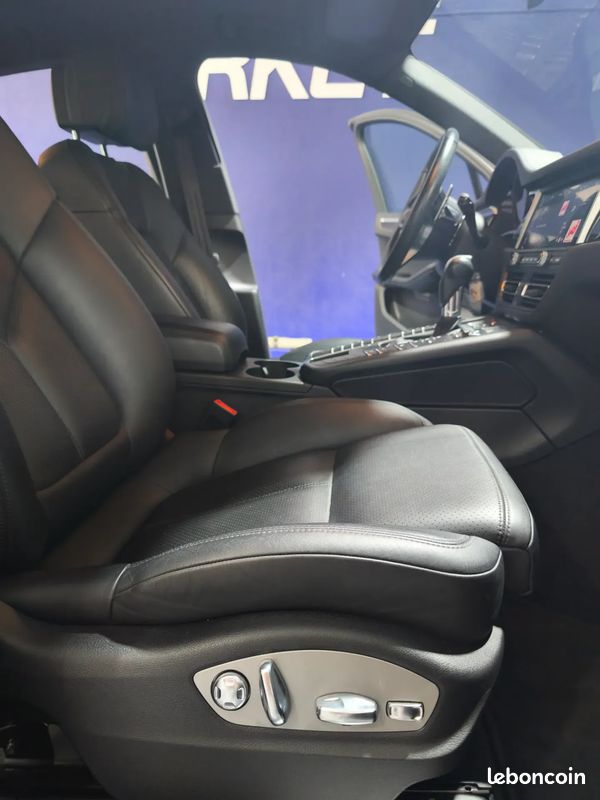 PORSCHE Macan S 3.0 354ch - 2019 - 78 000 km - Suivi complet - Porsche approuved - (image 25)