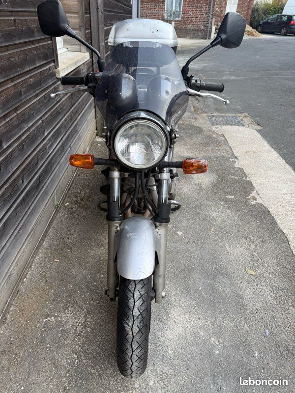 Yamaha xjn 600 annee 2002 vendue en l etat roulante pour pièces detachees (image 3)