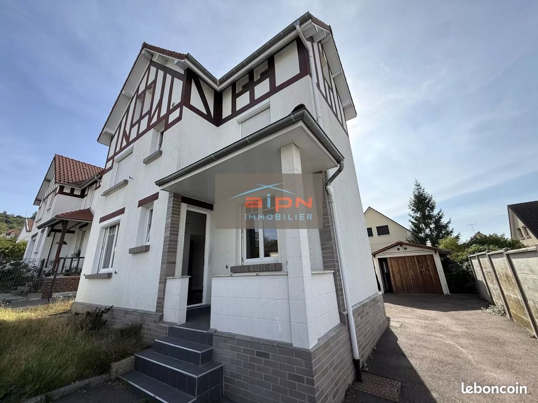Maison 5 pièces 93 m² · à Grand-Couronne · 93 m² · 192 000 €
