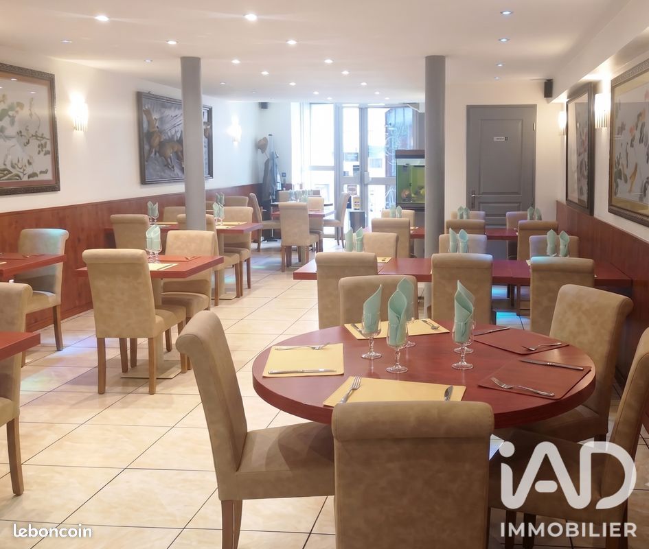 Restaurant 90 m² Saint-Maximin-la-Sainte-Baume (image 1)