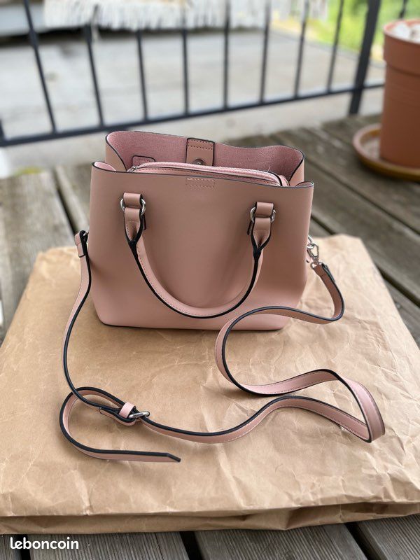 Sac à main et bandoulière rose Chaussea Accessoires Bagagerie