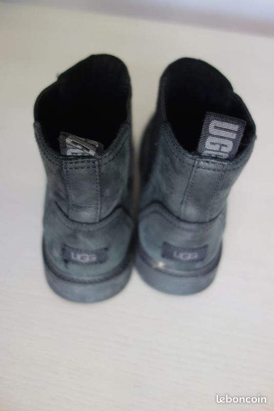 Bottines Bolden K Noires - UGG T. 35 - Très bon état (image 5)