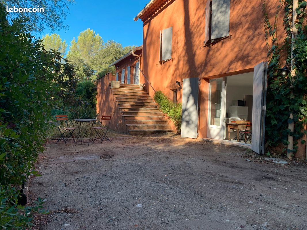 Appartement 2 pièces 32 m² · à Simiane-Collongue · 32 m² · 790 €/mois