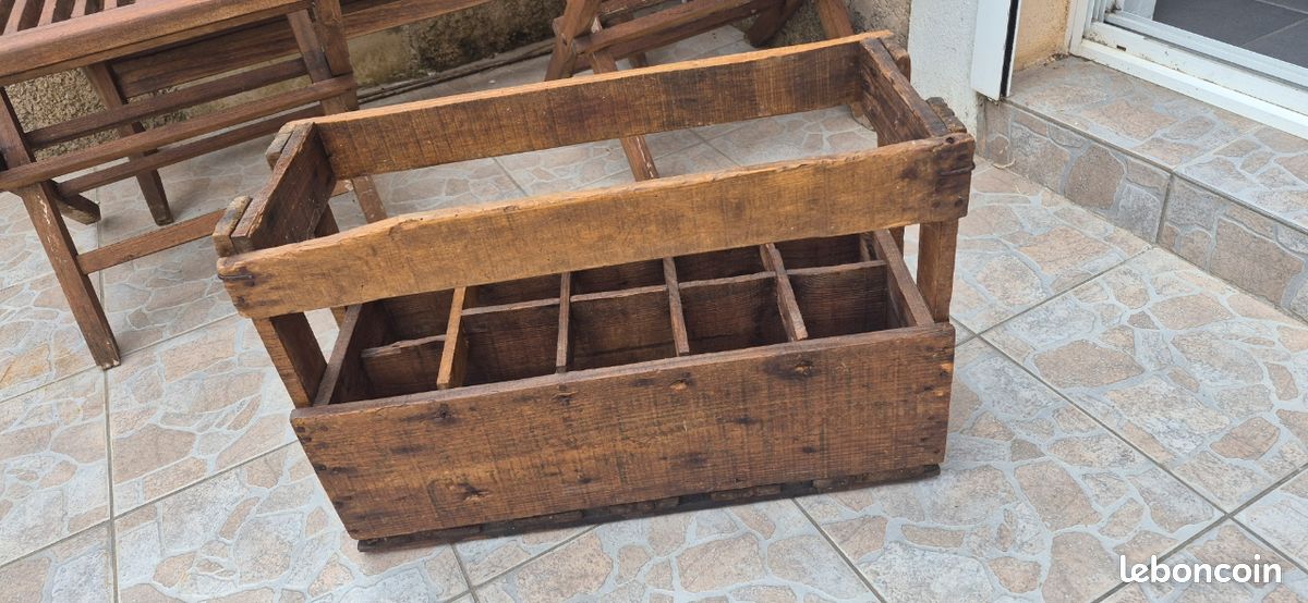Ancienne Caisse bouteille bois (image 1)