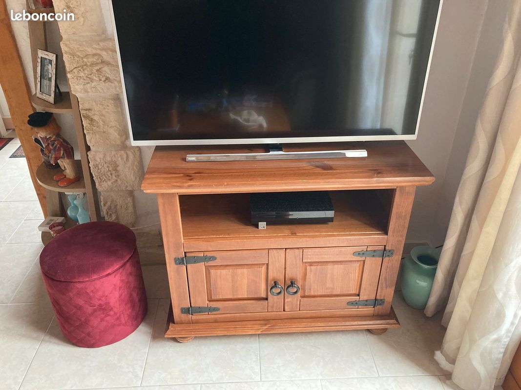 MEUBLE TV et COFFRE BAS (image 1)