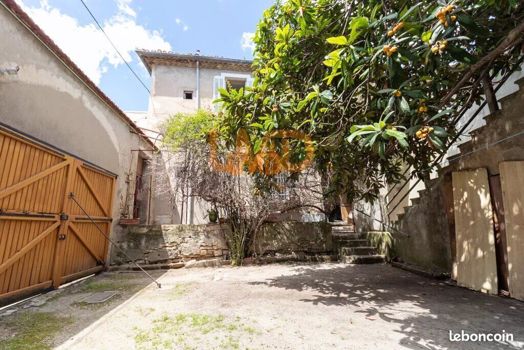 Local commercial 298 m² · à Nîmes · 298 m² · 680 000 €