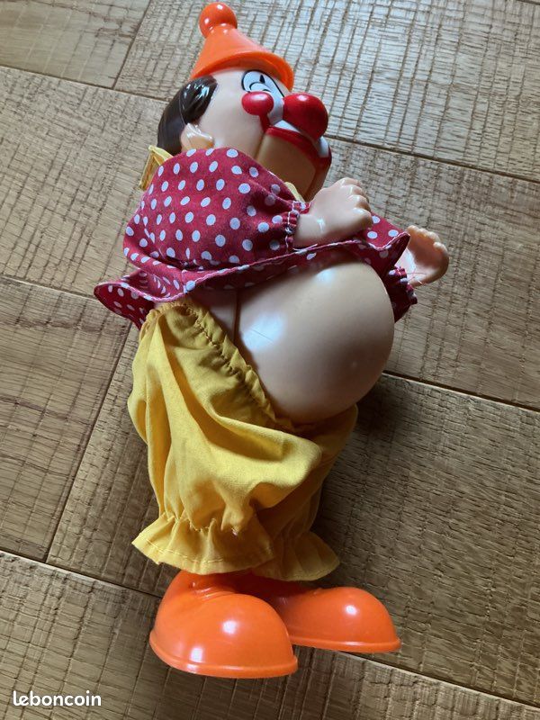 vintage ancienne tirelire papillon plastique miss money congost