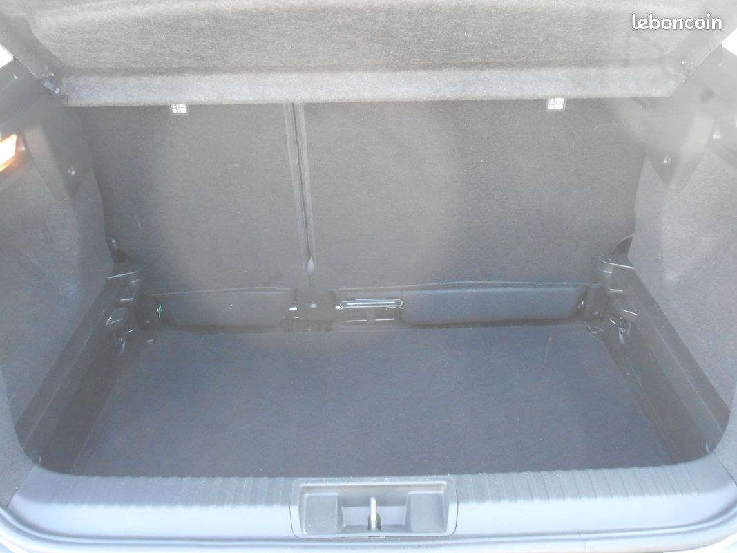 RENAULT CAPTUR TCe 130 EDC FAP Intens (image 11)