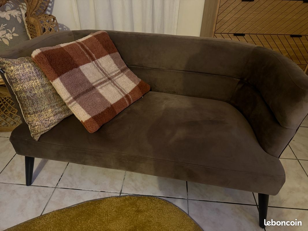 Banquette (image 1)
