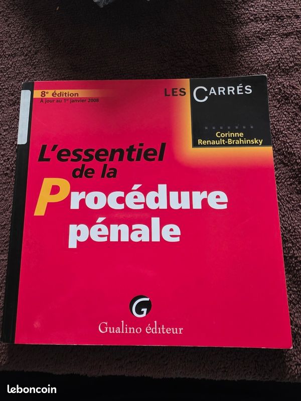 L'essentiel de la procédure pénale vue de dos — LBC AT'Brocante Troyes