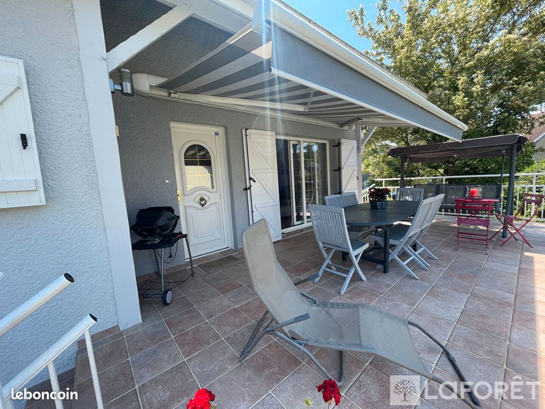 Maison 6 pièces 140 m² · à Valentigney · 140 m² · 248 000 €
