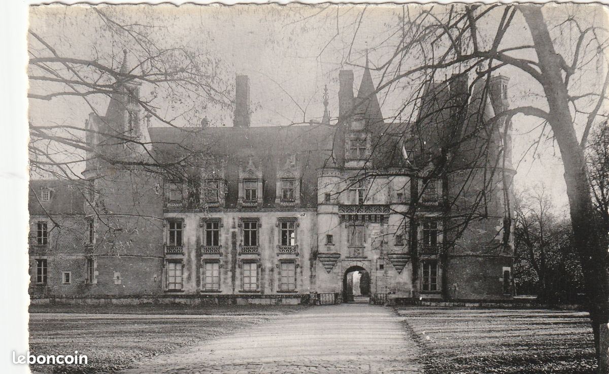 Carte postale de maintenon (image 1)