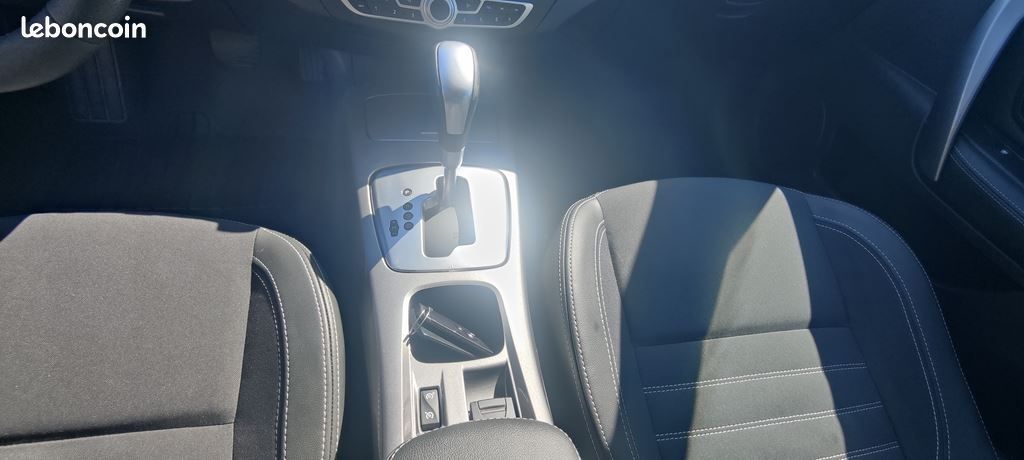 Renault Laguna III PHASE 2 0 DCI 175 CV / BVA GT 4 CONTROL (image 16)