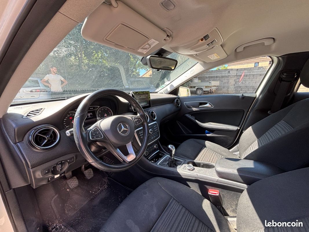 Mercedes classe a 1.6 102 ch intuition (image 10)